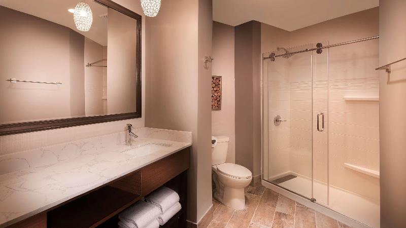 Aiden by Best Western Warm Springs Hotel and Event image