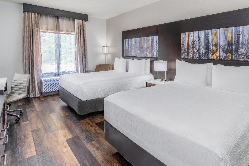 Aiden by Best Western Warm Springs Hotel and Event image