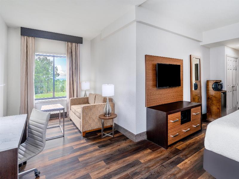 Aiden by Best Western Warm Springs Hotel and Event image