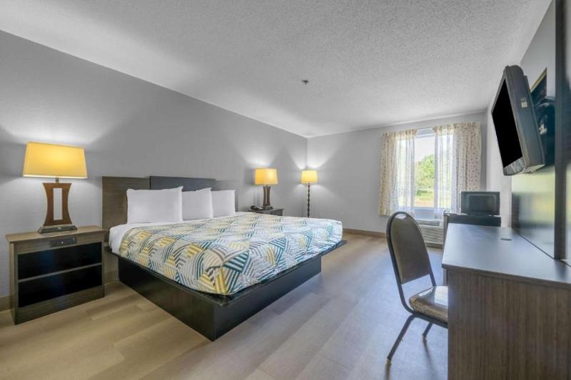 Motel 6 Dawsonville, GA - North GA Premium Outlets image