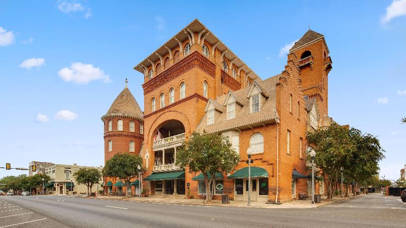Windsor Hotel, Ascend Hotel Collection image