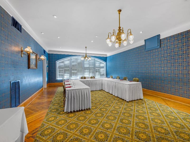 Windsor Hotel, Ascend Hotel Collection image