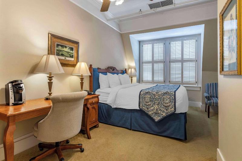 Windsor Hotel, Ascend Hotel Collection image