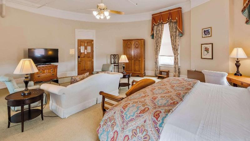 Windsor Hotel, Ascend Hotel Collection image