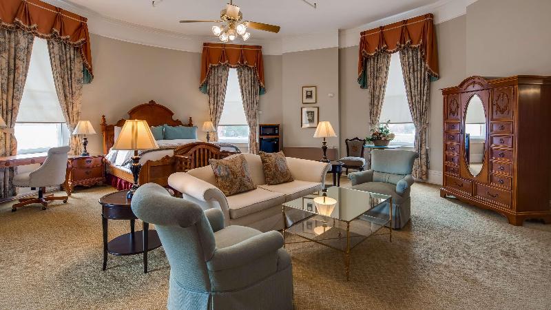 Windsor Hotel, Ascend Hotel Collection image