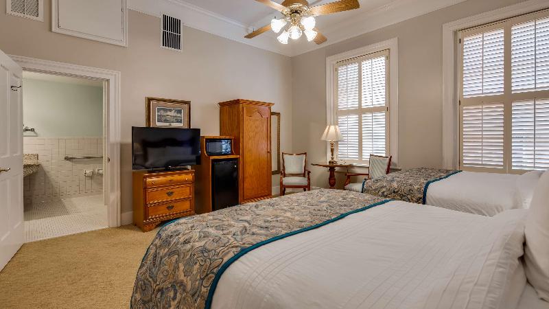 Windsor Hotel, Ascend Hotel Collection image