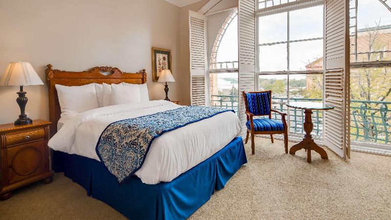 Windsor Hotel, Ascend Hotel Collection image