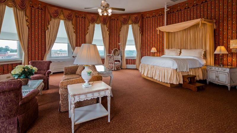 Windsor Hotel, Ascend Hotel Collection image