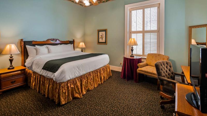 Windsor Hotel, Ascend Hotel Collection image