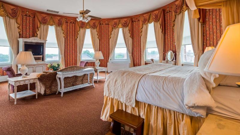 Windsor Hotel, Ascend Hotel Collection image
