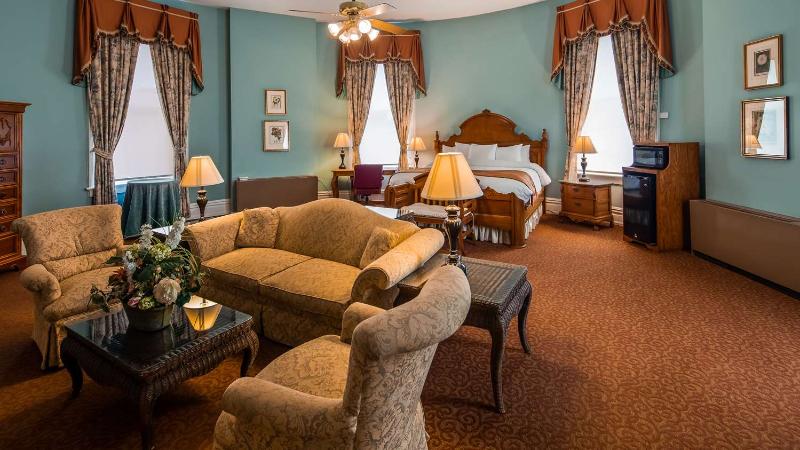 Windsor Hotel, Ascend Hotel Collection image
