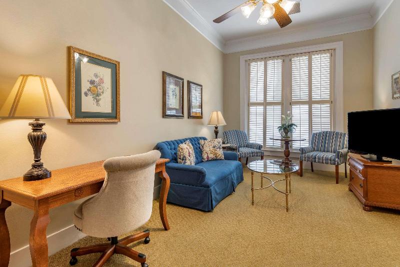 Windsor Hotel, Ascend Hotel Collection image