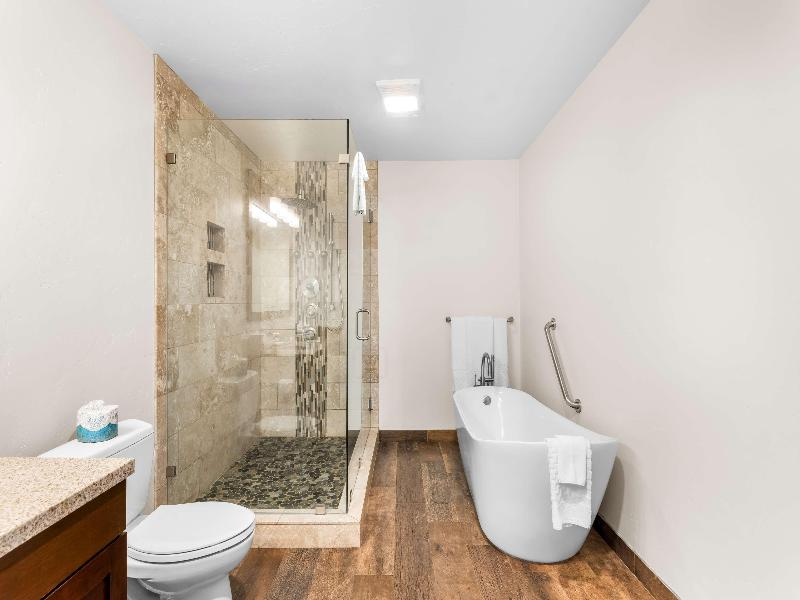 Best Western Driftwood Inn image