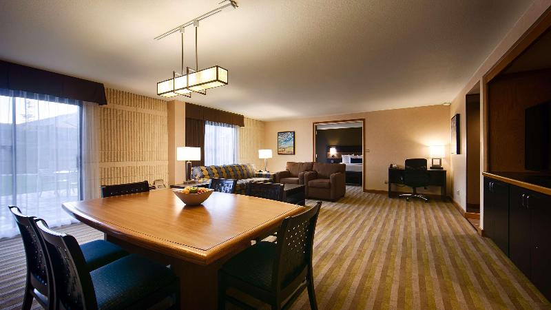 Best Western Plus University Inn image