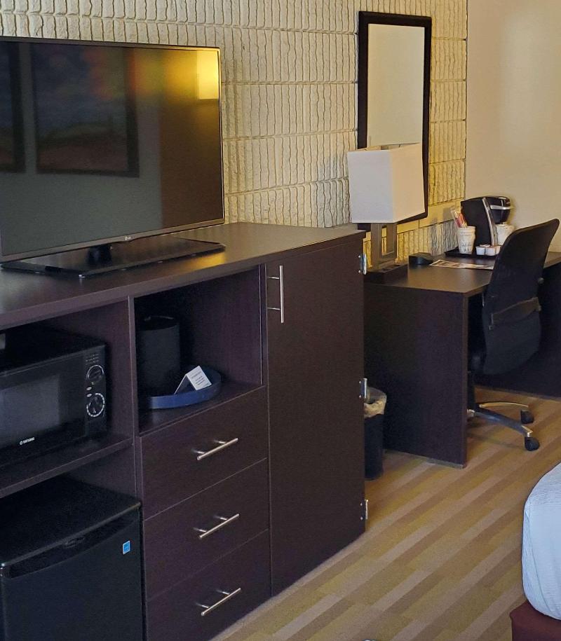 Best Western Plus University Inn image