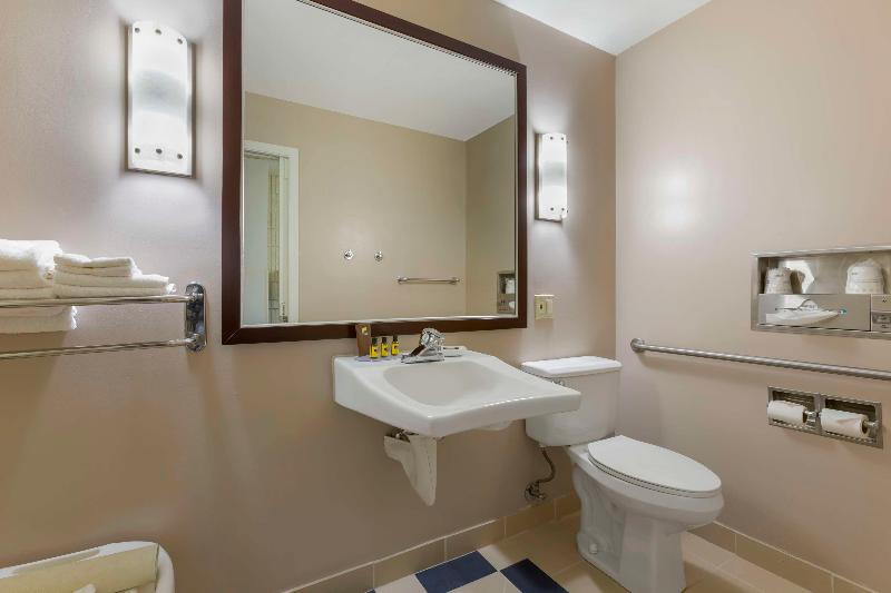 Best Western Plus University Inn image