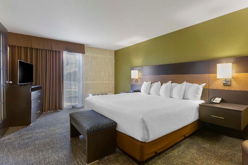 Best Western Plus University Inn image