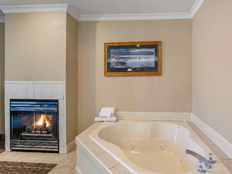 Best Western Plus Kootenai River Inn Casino & Spa image