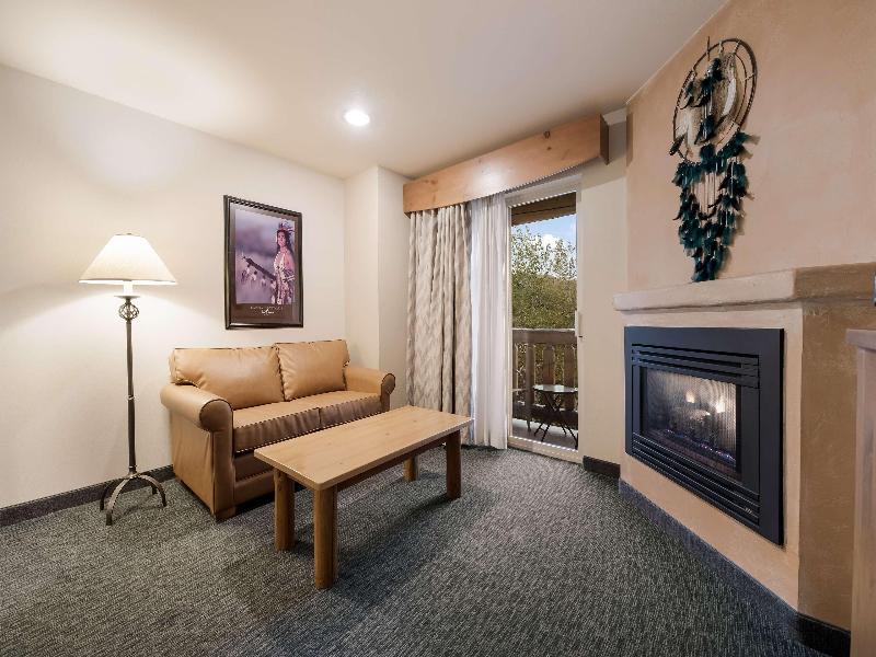 Best Western Plus Kentwood Lodge image