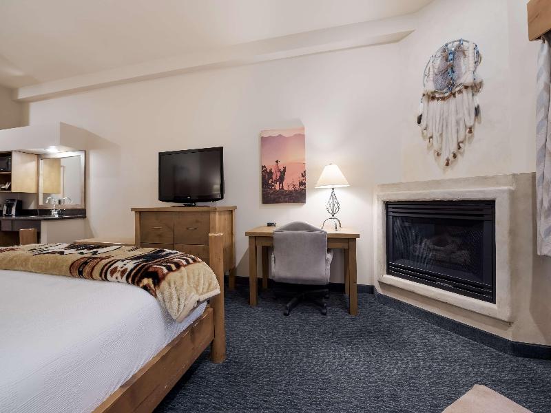 Best Western Plus Kentwood Lodge image