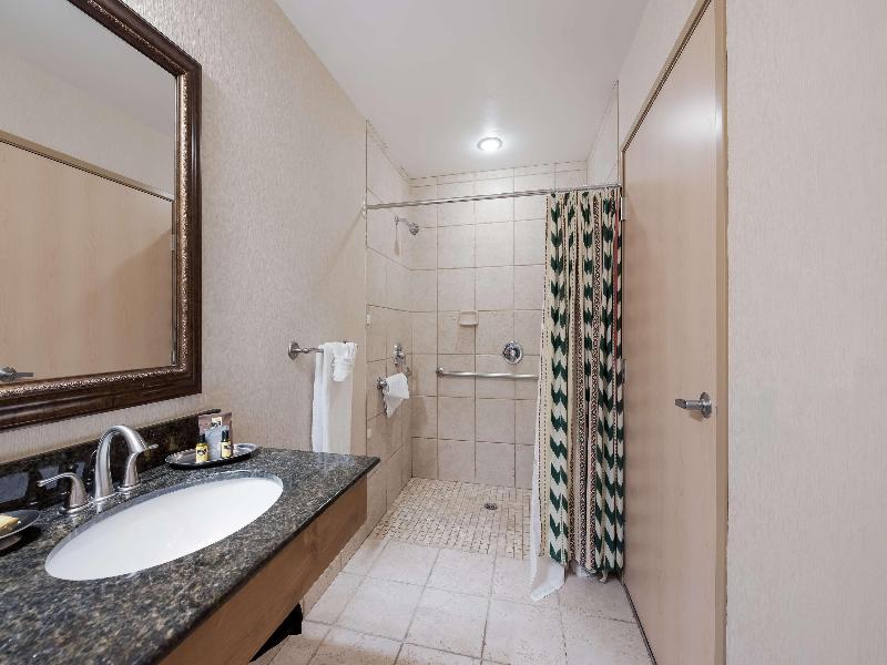 Best Western Plus Kentwood Lodge image