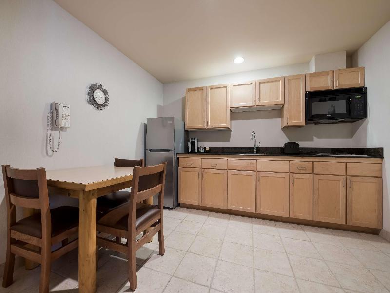 Best Western Plus Kentwood Lodge image