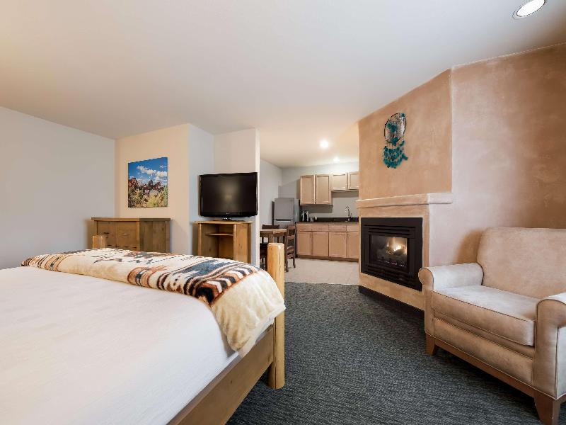 Best Western Plus Kentwood Lodge image