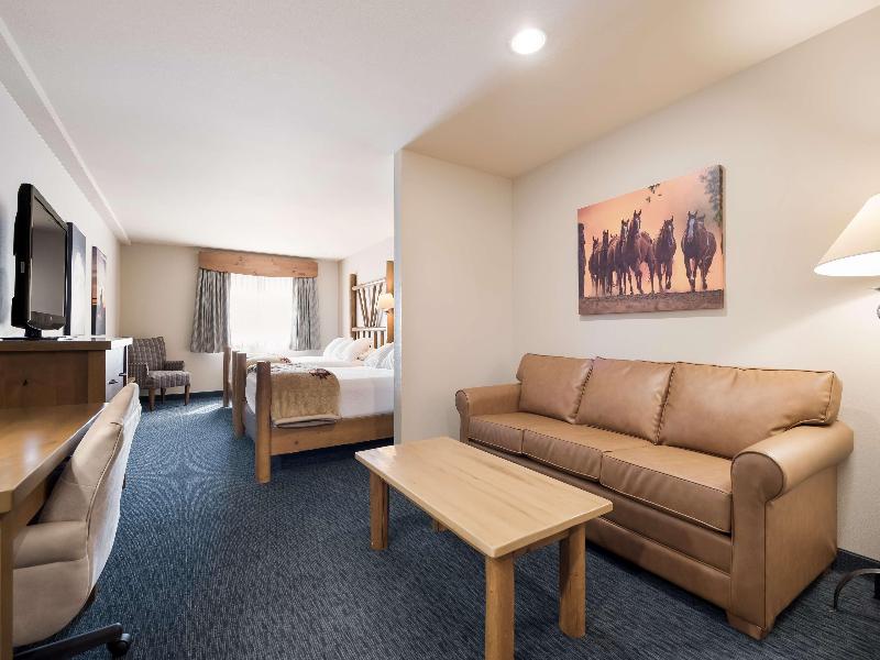 Best Western Plus Kentwood Lodge image