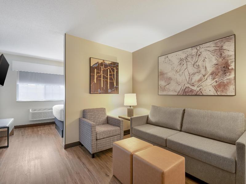 Best Western Plus Meridian image