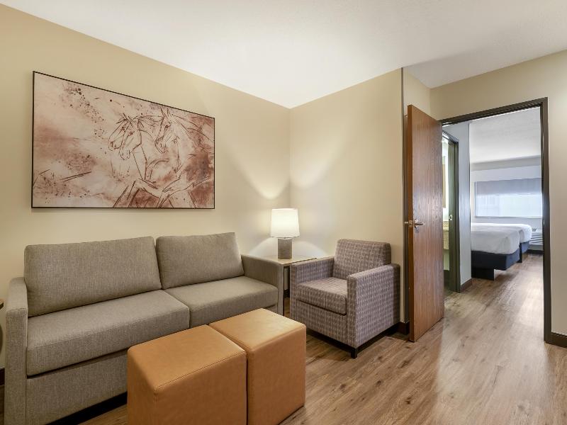 Best Western Plus Meridian image