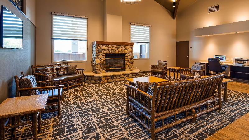 Best Western Plus Sawtooth Inn AND Suites
