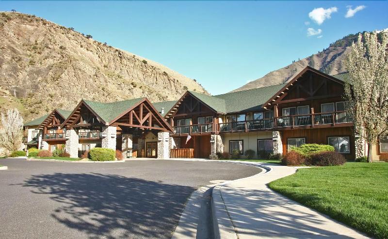 Best Western Salmon Rapids Lodge — general view