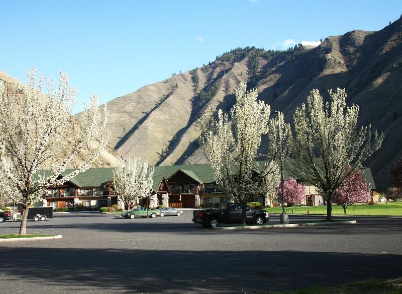 Best Western Salmon Rapids Lodge — general view