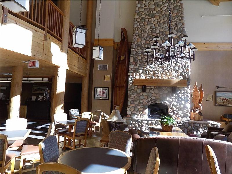 Best Western Salmon Rapids Lodge