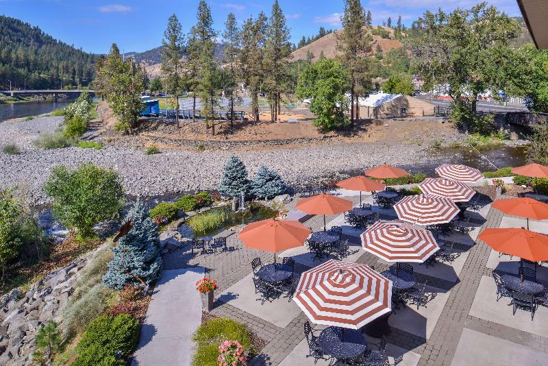 Best Western Lodge at River's Edge image