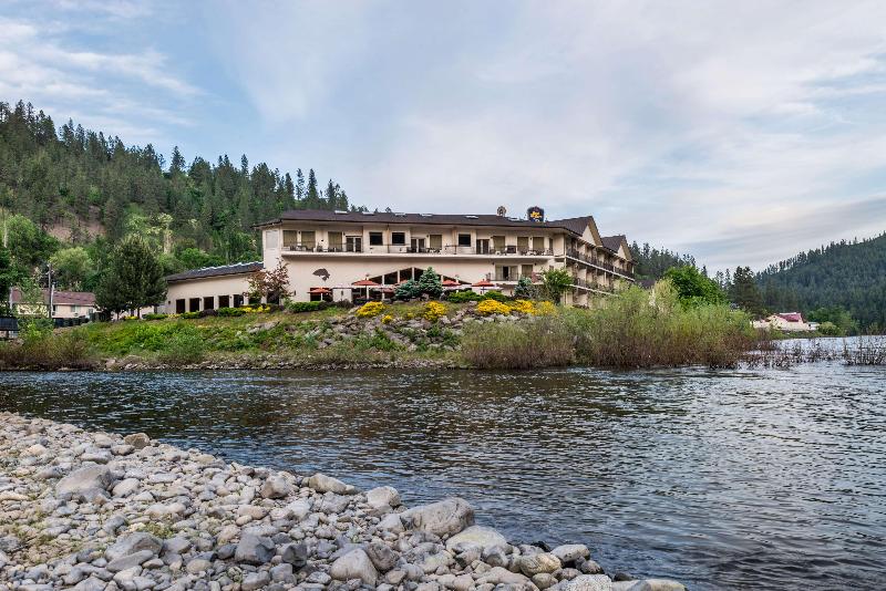Best Western Lodge at River's Edge image