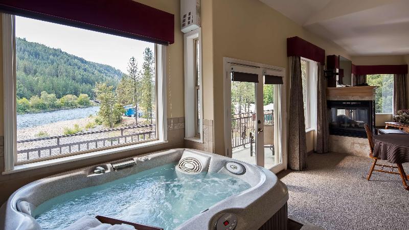 Best Western Lodge at River's Edge image
