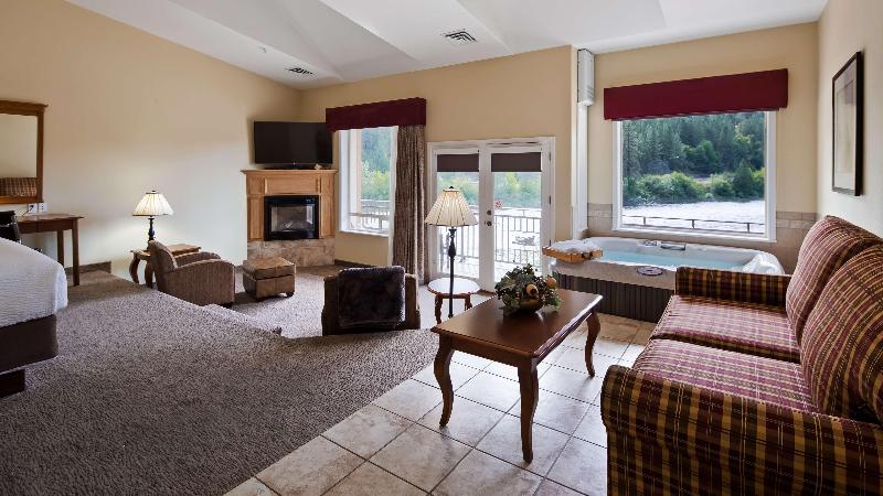 Best Western Lodge at River's Edge image