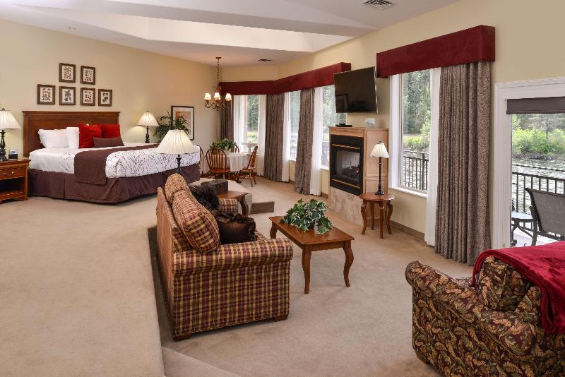 Best Western Lodge at River's Edge image