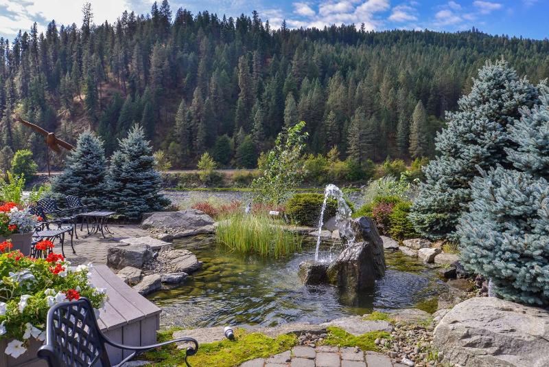 Best Western Lodge at River's Edge image