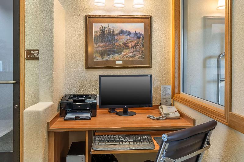 Best Western Lodge at River's Edge image