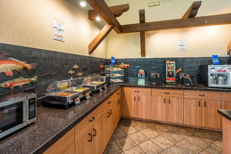 Best Western Lodge at River's Edge image