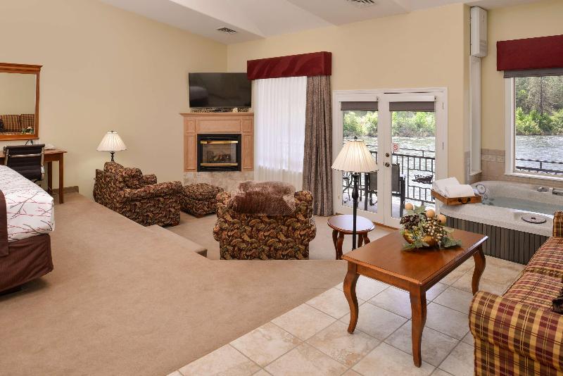 Best Western Lodge at River's Edge image 8