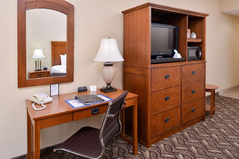Best Western Lodge at River's Edge image