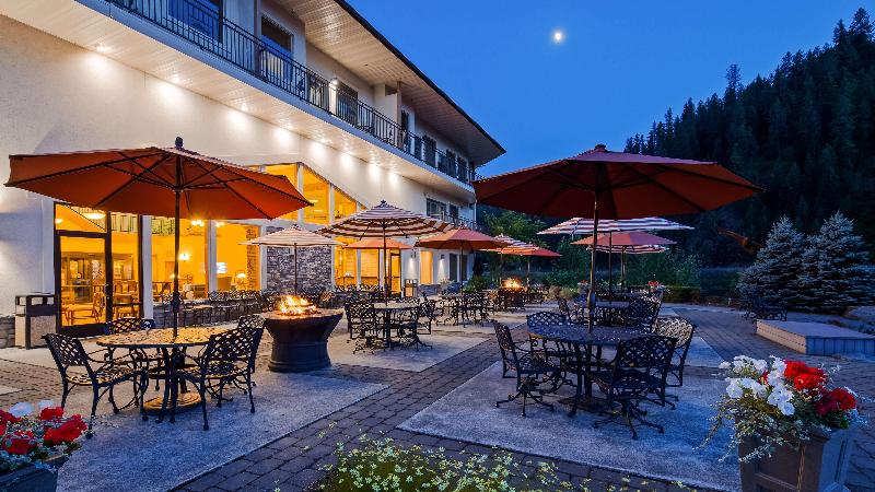 Best Western Lodge at River's Edge image