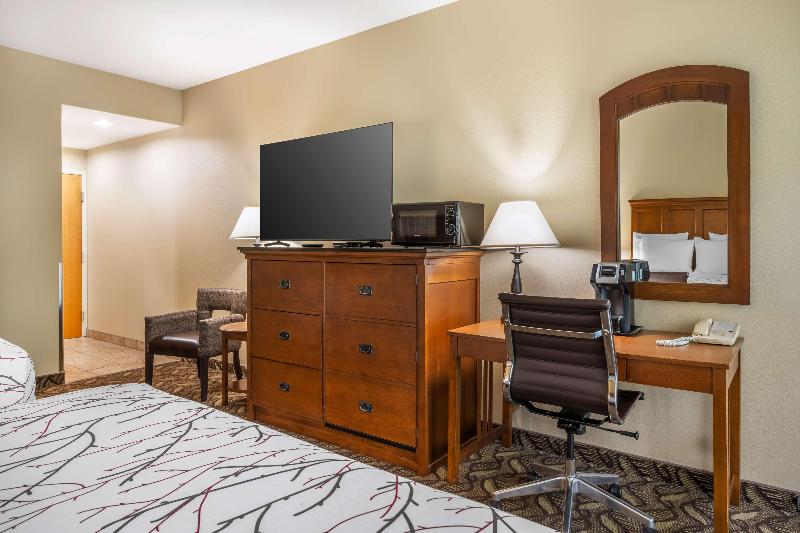Best Western Lodge at River's Edge image