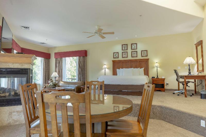 Best Western Lodge at River's Edge image