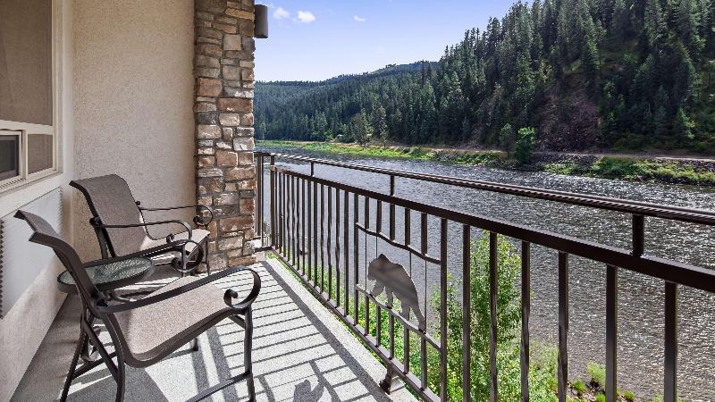 Best Western Lodge at River's Edge image