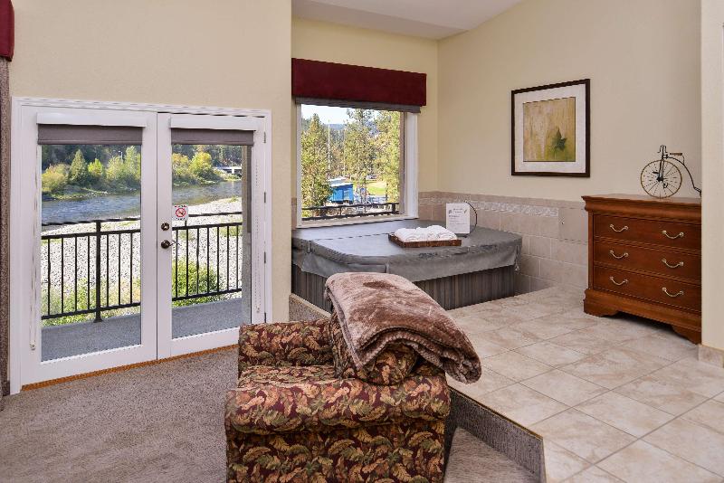 Best Western Lodge at River's Edge image