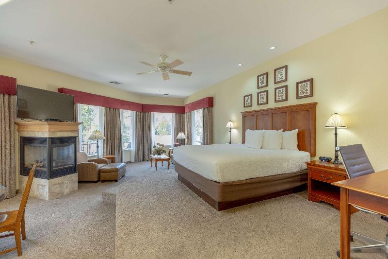 Best Western Lodge at River's Edge image
